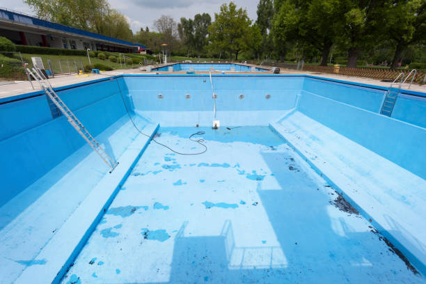 Best Emergency water extraction  in Russellville, AR